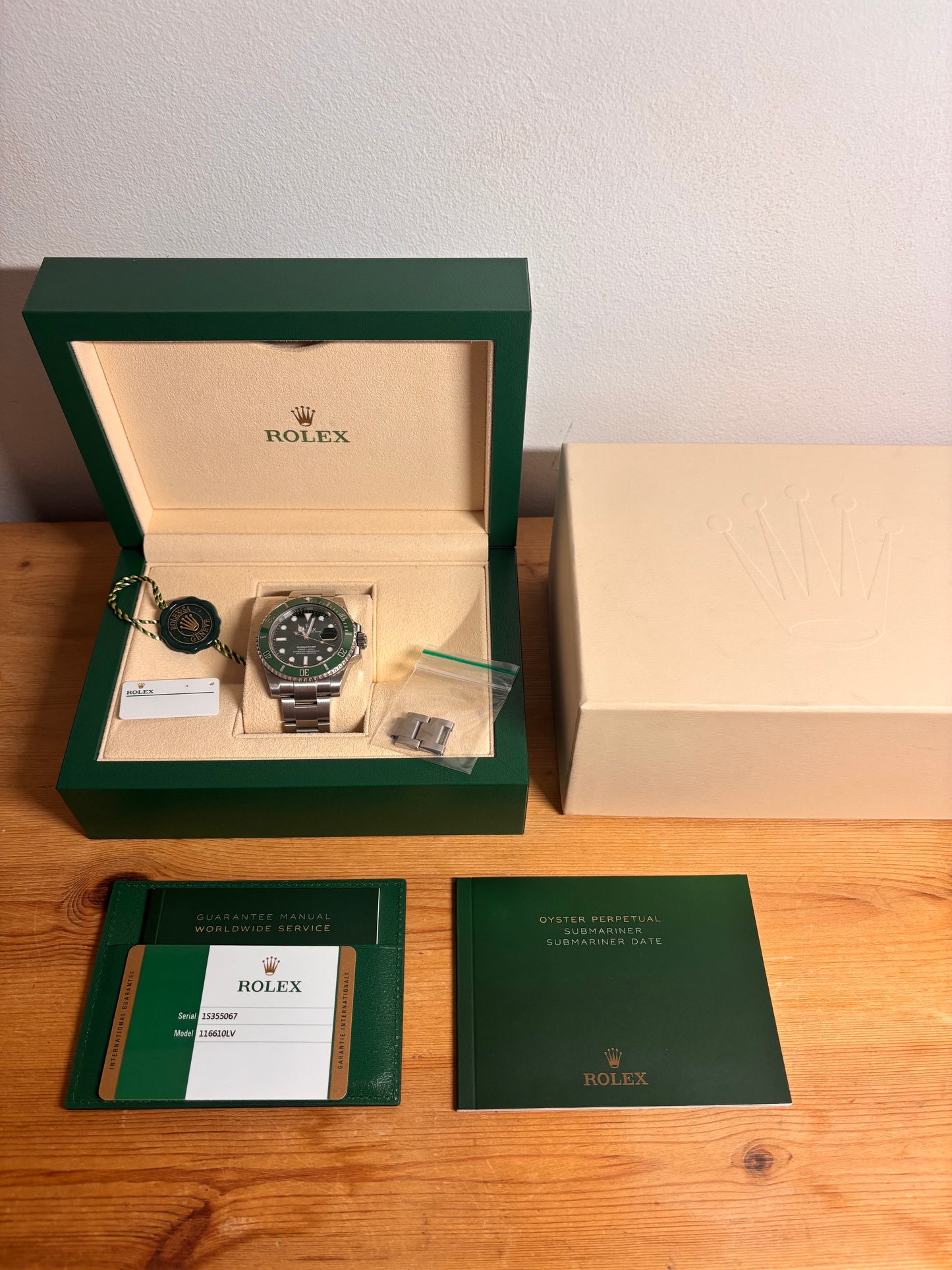Rolex Submariner Date Hulk - 126610LV