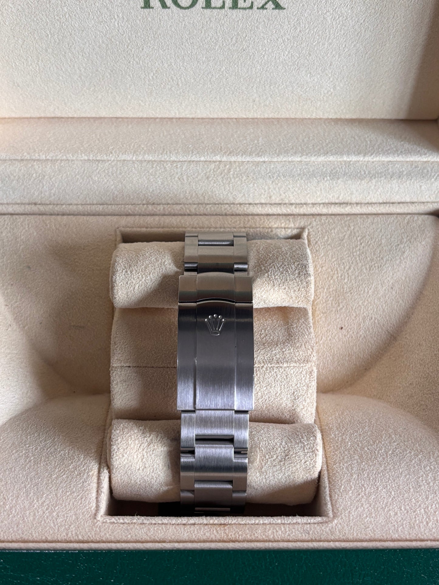Rolex Oyster Perpetual - 126000