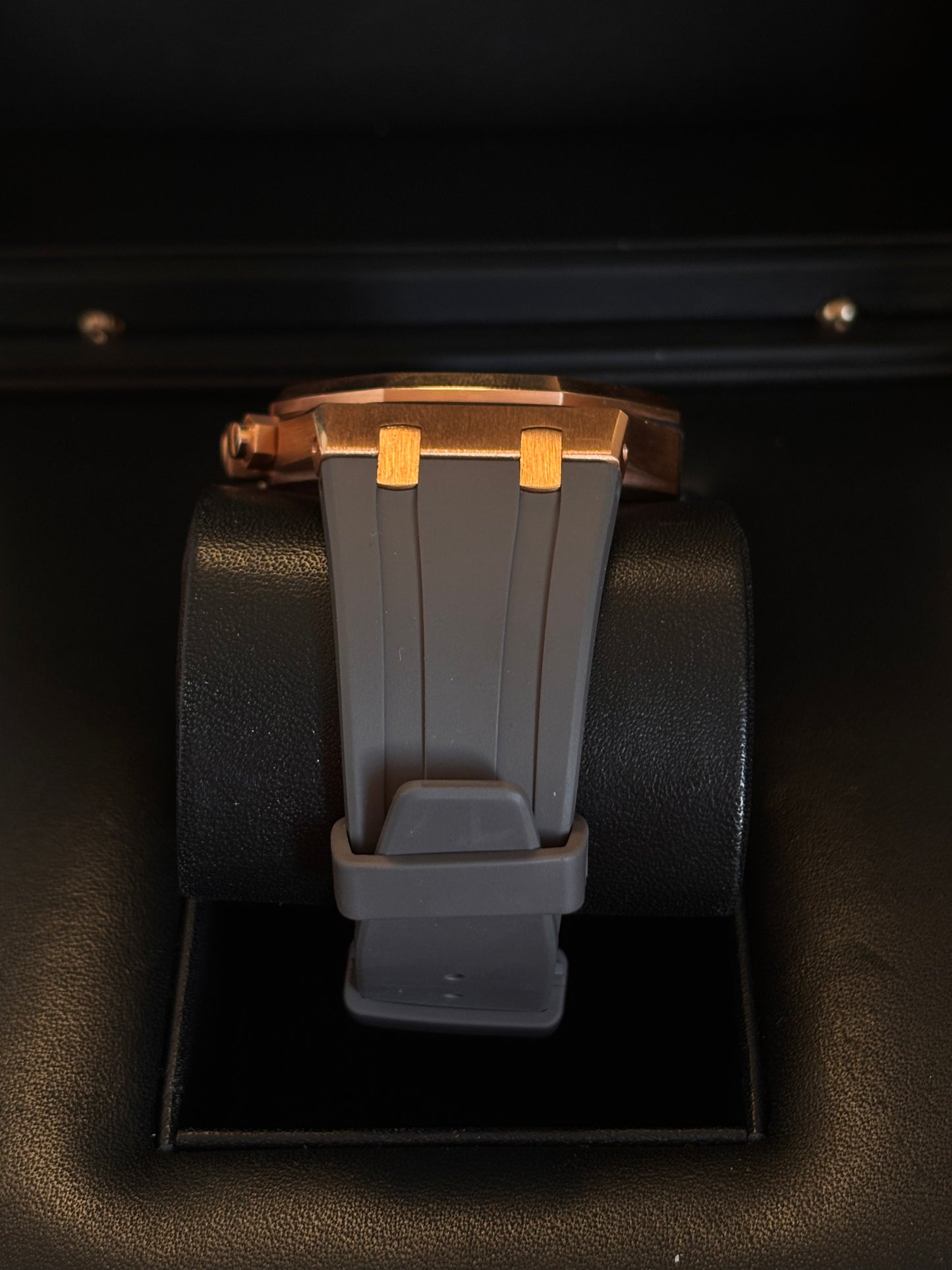 Audemars Pigeuet Rose Gold Royal Oak - 26320or