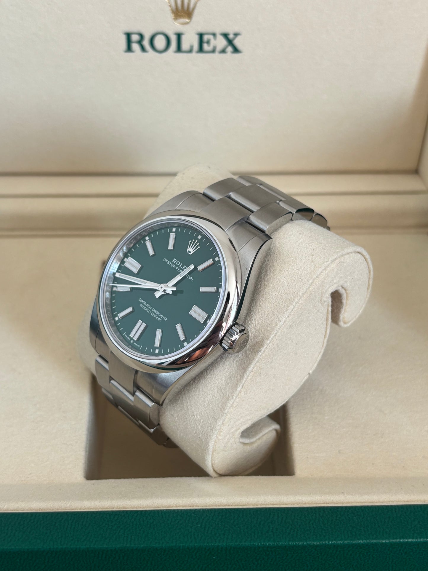 Rolex Oyster Perpetual 'Money Green Dial' - 134300