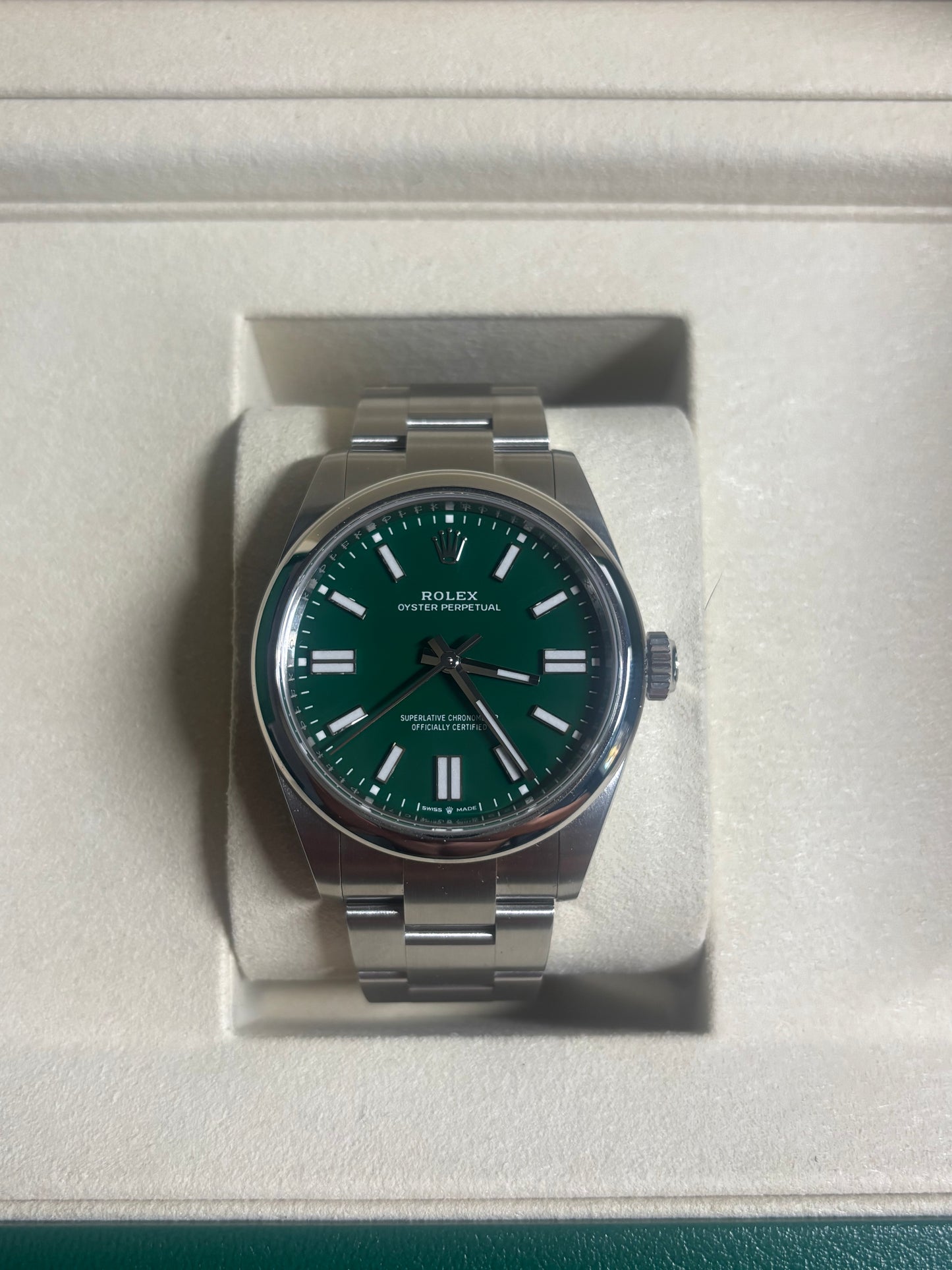 Rolex Oyster Perpetual 'Money Green Dial' - 134300